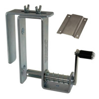 STRAPY® - DER Spanngurtaufroller - mit Edelstahl-Halteplatte und Bordwandhalter STRAPY® - DER Spanngurtaufroller - mit Edelstahl-Halteplatte und Bordwandhalter